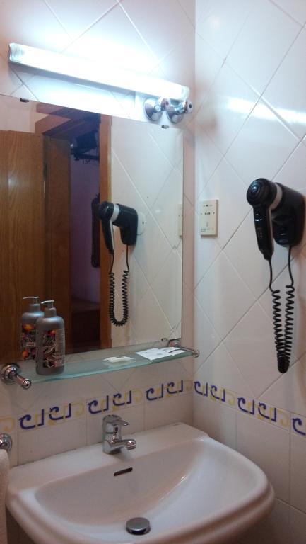 Residencial Moeda Hotel Coimbra Eksteriør billede