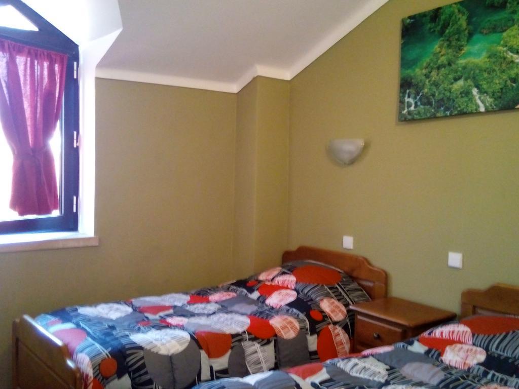 Residencial Moeda Hotel Coimbra Eksteriør billede