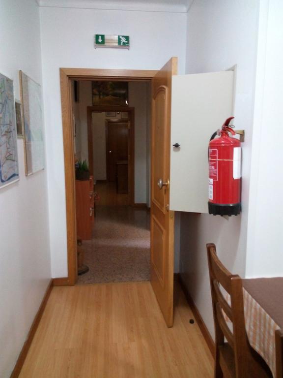 Residencial Moeda Hotel Coimbra Eksteriør billede