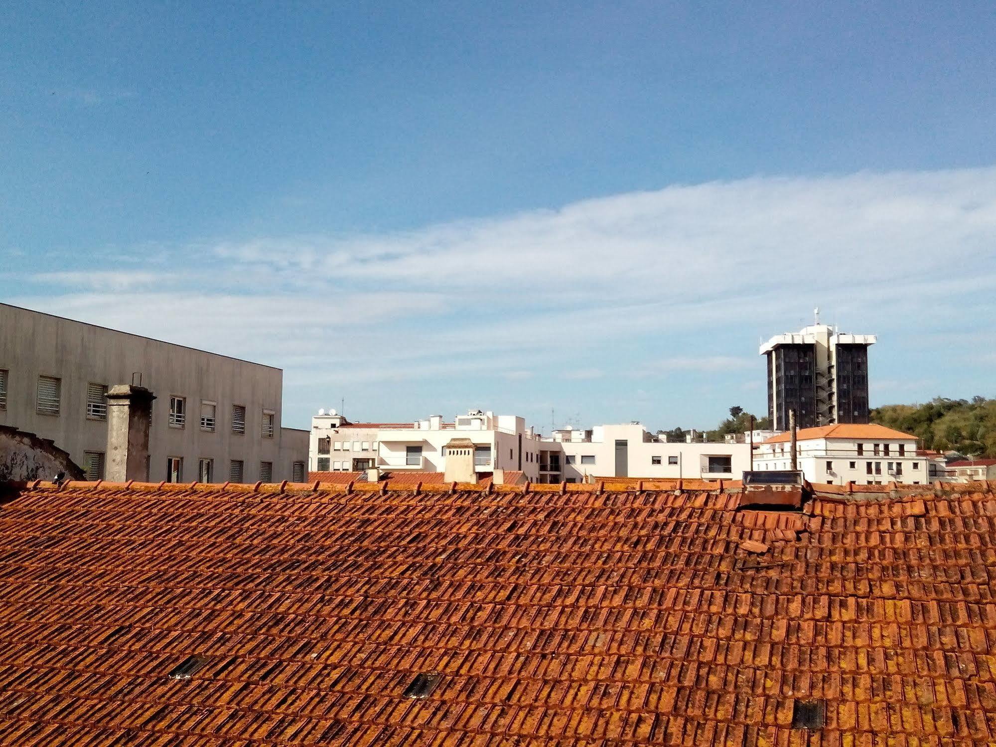 Residencial Moeda Hotel Coimbra Eksteriør billede